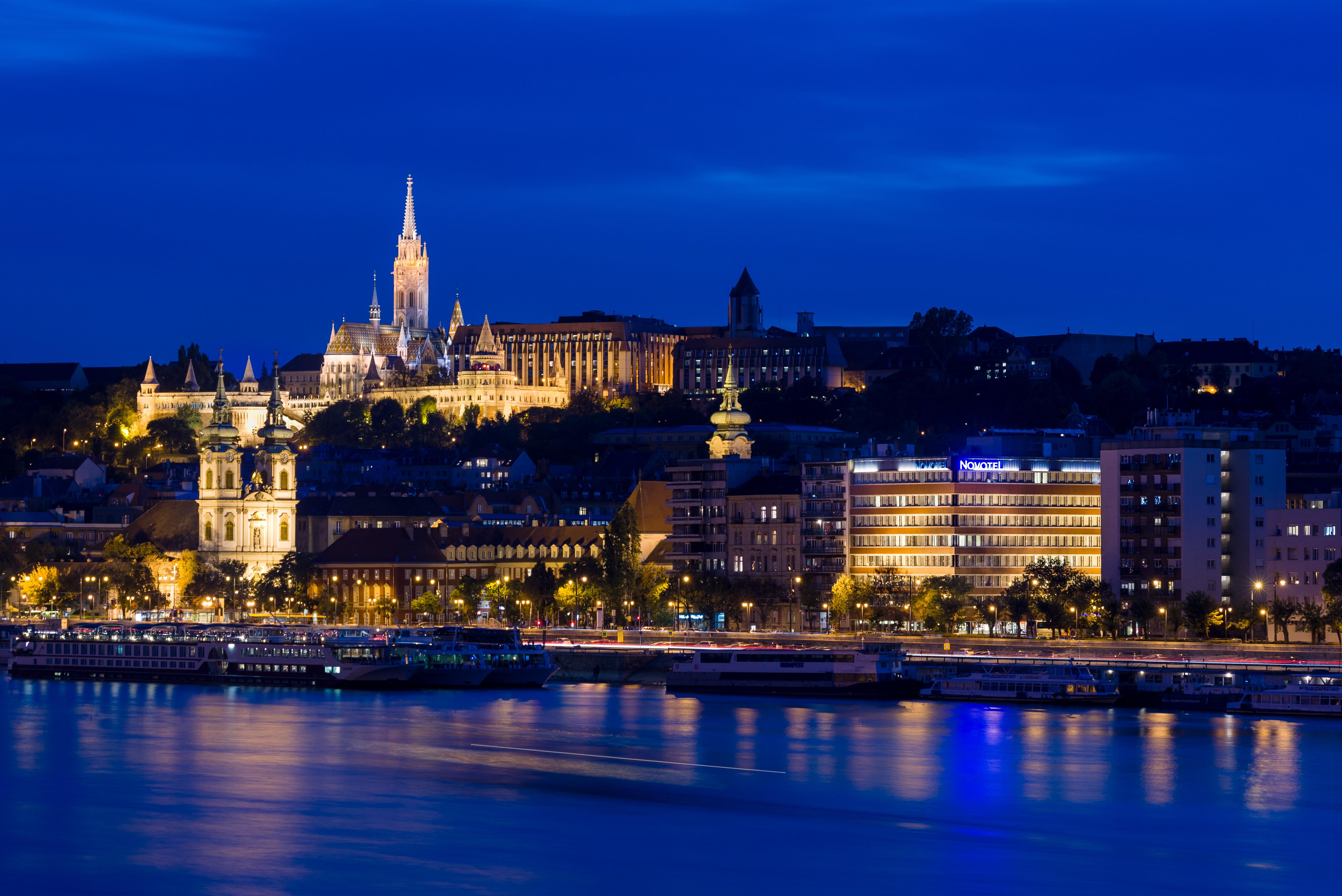 Novotel Budapest Danube Bagian luar foto